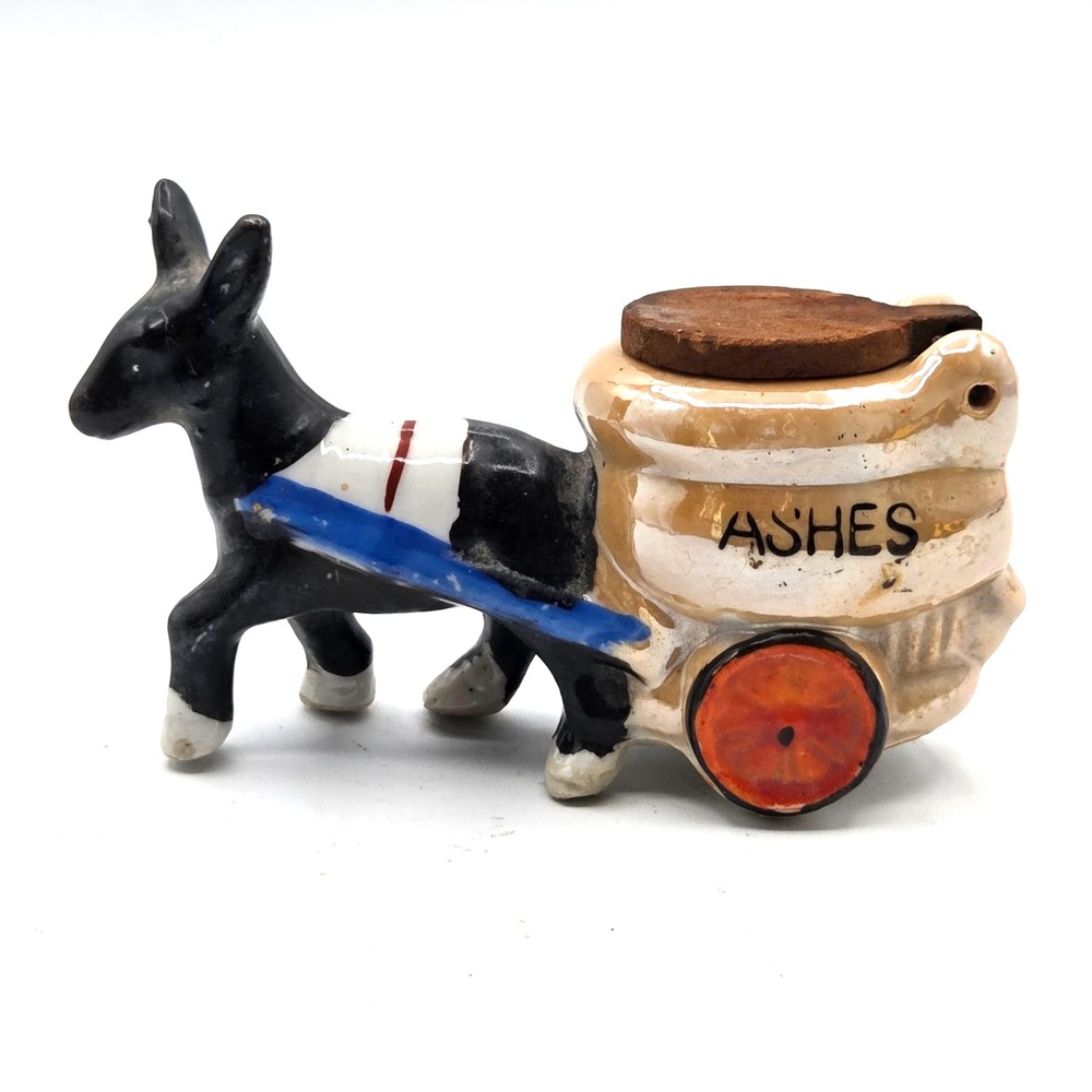 VINTAGE Novelty Donkey Mule Pulling Cart Ashes Ashtray Made in Japan